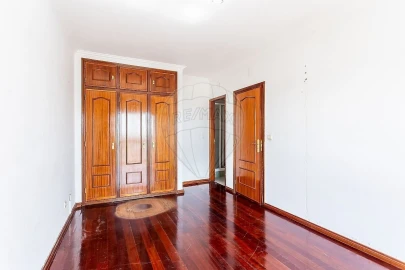 Apartamento T2 para Venda em Rio de Mouro