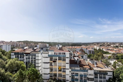 Apartamento T2 para Venda em Rio de Mouro