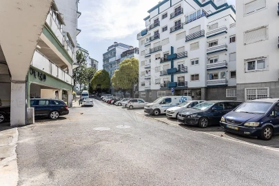 Apartamento T2 para Venda em Rio de Mouro