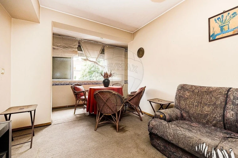 Apartamento T2 para Venda em Águas Livres Foto 2