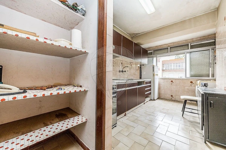Apartamento T2 para Venda em Águas Livres Foto 13