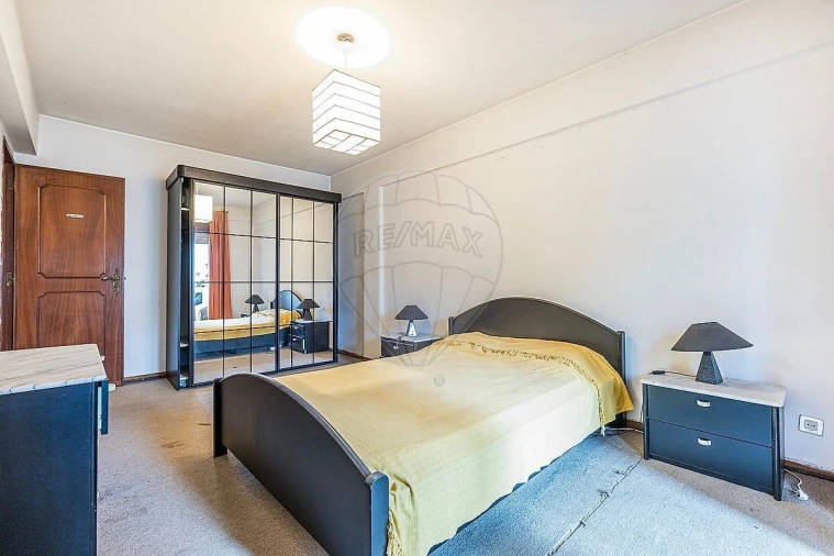 Apartamento T2 para Venda em Águas Livres Foto 17