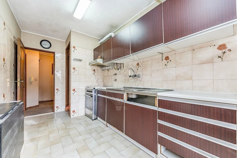 Apartamento T2 para Venda em Águas Livres Foto 12