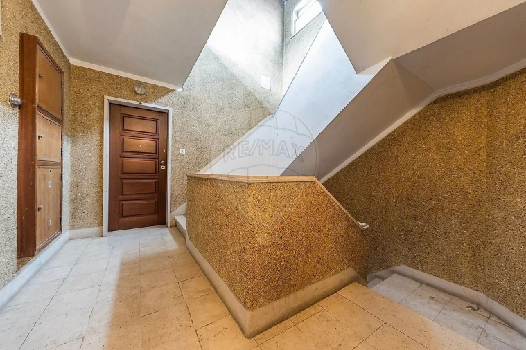 Apartamento T2 para Venda em Águas Livres Foto 22