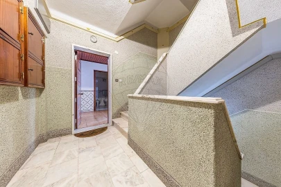 Apartamento T1 para Venda em Queluz e Belas