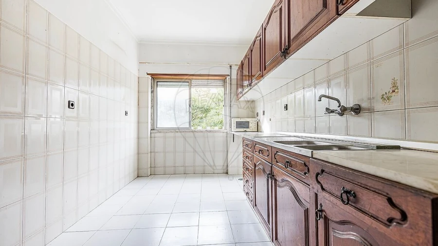 Apartamento T1 para Venda em Queluz e Belas