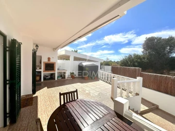 Moradia T3 para Venda em Albufeira e Olhos de Água