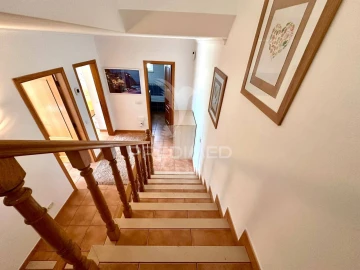 Moradia T3 para Venda em Albufeira e Olhos de Água