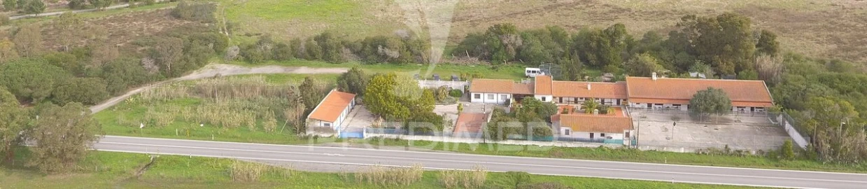 Armazém para Venda em Sines