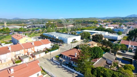 Moradia T6 para Venda em Azeitão (São Lourenço e São Simão)