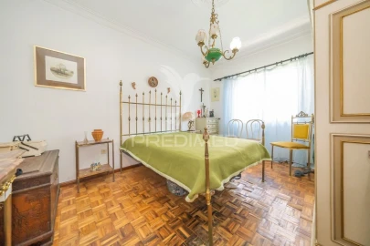 Moradia T6 para Venda em Azeitão (São Lourenço e São Simão)