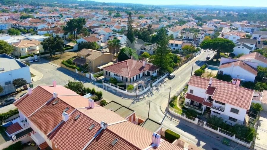 Moradia T6 para Venda em Azeitão (São Lourenço e São Simão) Foto 38