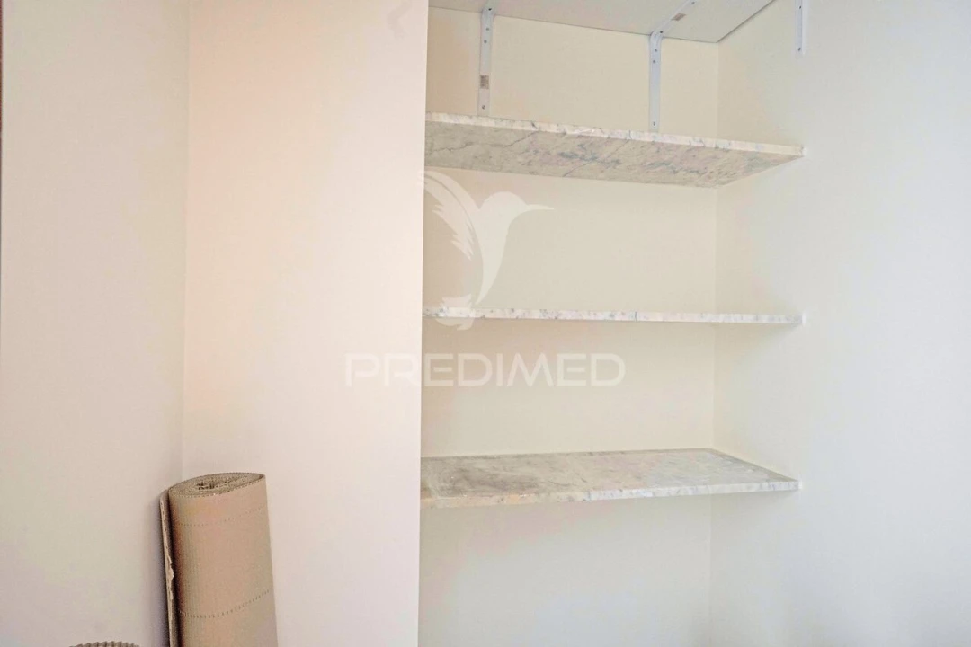 Apartamento T2 para Venda em Algueirão-Mem Martins Foto 6