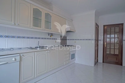 Apartamento T2 para Venda em Algueirão-Mem Martins
