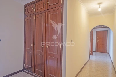 Apartamento T2 para Venda em Algueirão-Mem Martins