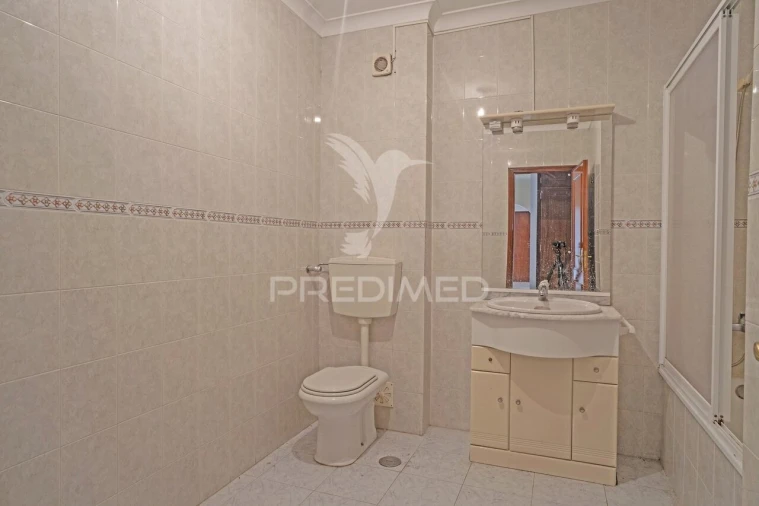 Apartamento T2 para Venda em Algueirão-Mem Martins Foto 15