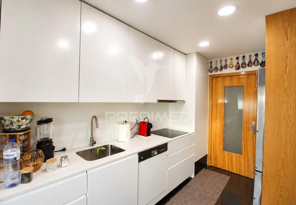Apartamento T3 para Venda em Pedrouços Foto 23