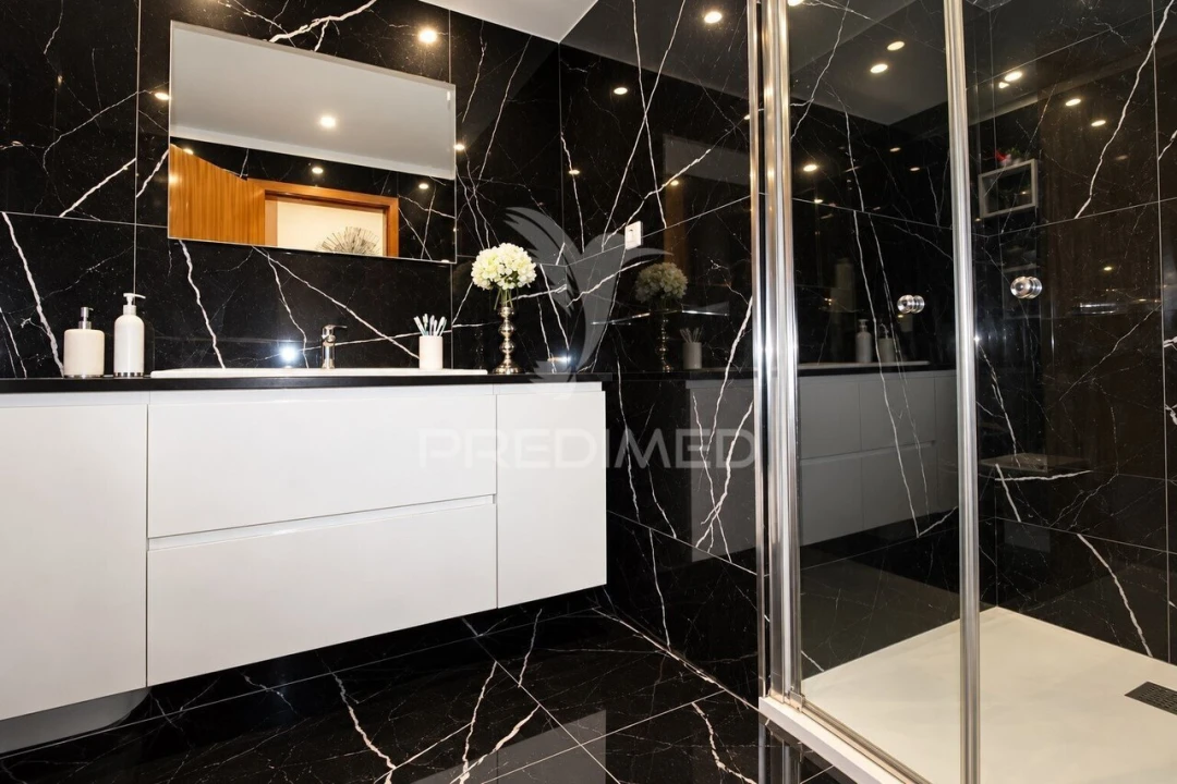 Apartamento T3 para Venda em Pedrouços Foto 27