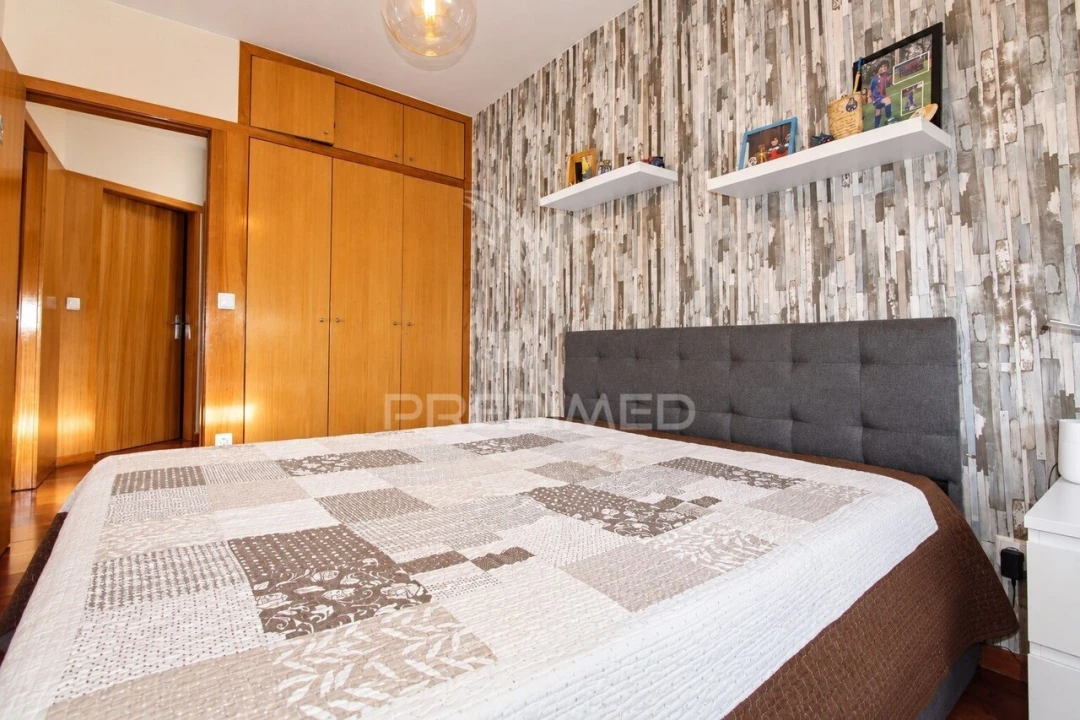 Apartamento T3 para Venda em Pedrouços Foto 12