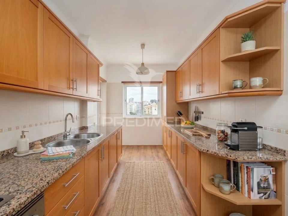 Apartamento T3 para Venda em Almada, Cova da Piedade, Pragal e Cacilhas Foto 19