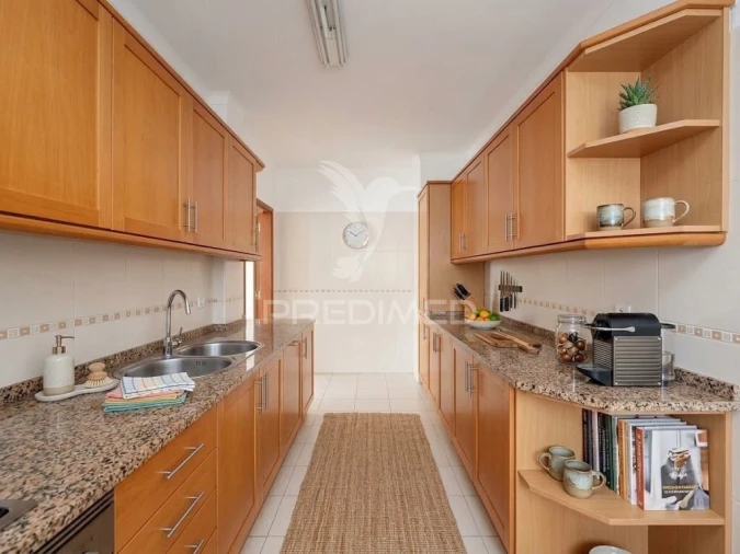 Apartamento T3 para Venda em Almada, Cova da Piedade, Pragal e Cacilhas Foto 16