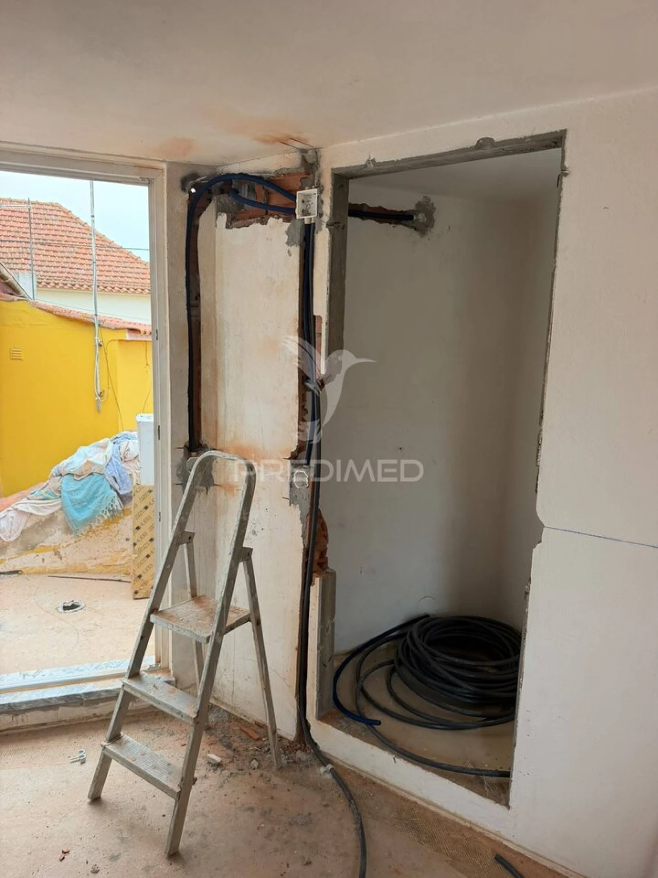 Moradia T2 para Venda em Peral Foto 9