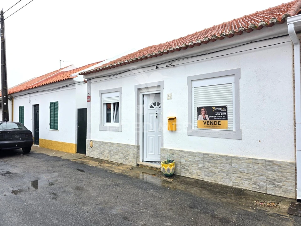 Moradia T2 para Venda em Atalaia Foto 2