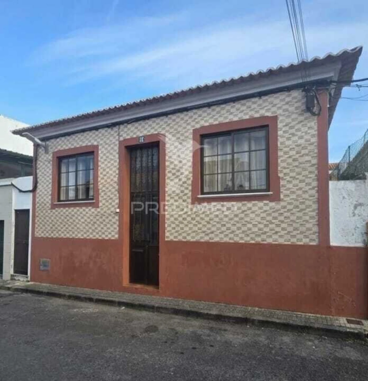 Moradia T2 para Venda em Praia da Vitoria (Santa Cruz) Foto 1