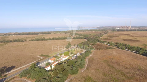 Armazém para Arrendamento em Sines