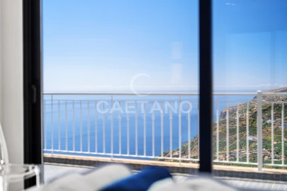 Moradia T3 para Venda em Arco da Calheta