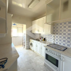 Apartamento T3 para Venda em Carnaxide e Queijas