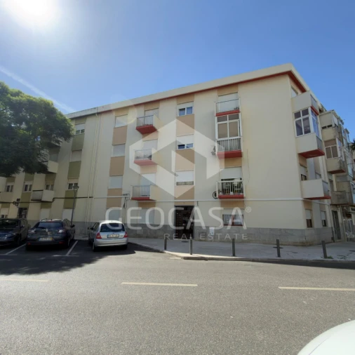Apartamento T3 para Venda em Carnaxide e Queijas Foto 21