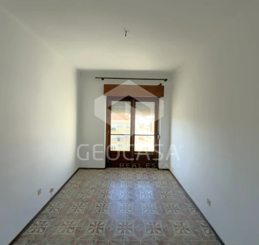 Apartamento T3 para Venda em Carnaxide e Queijas Foto 14