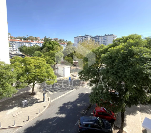 Apartamento T3 para Venda em Carnaxide e Queijas Foto 23