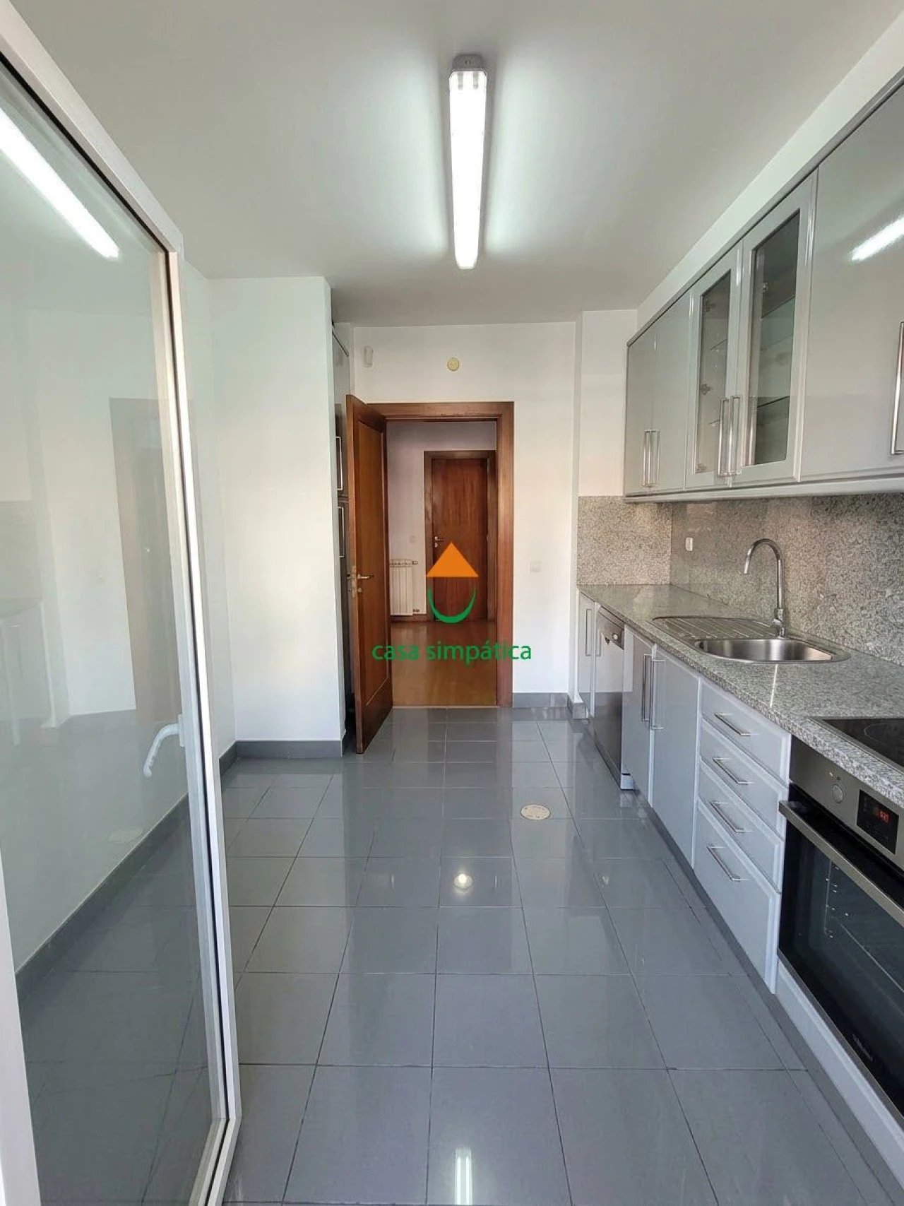 Apartamento T3 para Venda em Santa Marinha e São Pedro da Afurada Foto 1