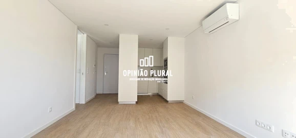 Apartamento T1 para Venda em Gulpilhares e Valadares