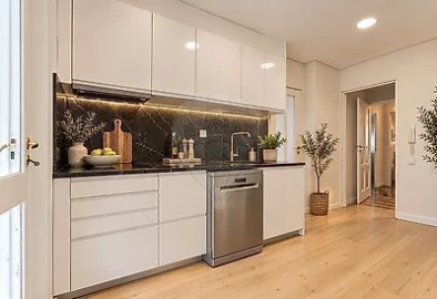 Apartamento T3 para Venda em Lordelo do Ouro e Massarelos