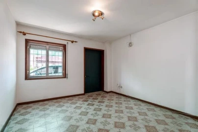 Moradia T2 para Venda em Canedo, Vale e Vila Maior