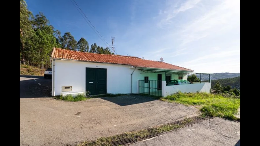 Moradia T2 para Venda em Canedo, Vale e Vila Maior