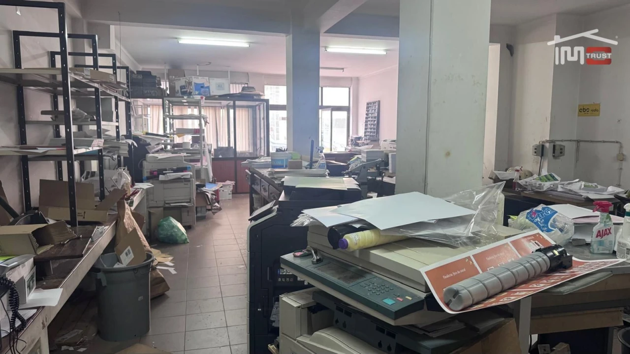 Loja para Arrendamento em Nossa Senhora da Piedade Foto 3