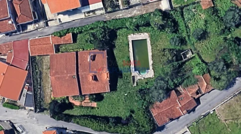 Moradia T1 para Venda em Lordelo