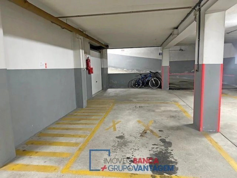 Apartamento T2 para Venda em Madalena Foto 18
