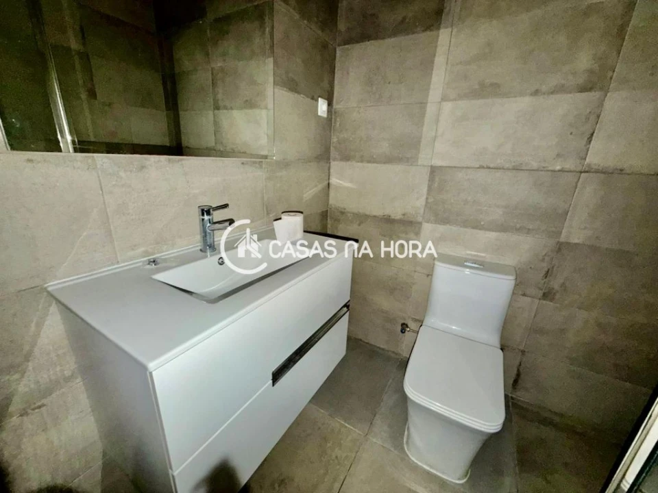 Apartamento T1 para Arrendamento em Charneca de Caparica e Sobreda Foto 8