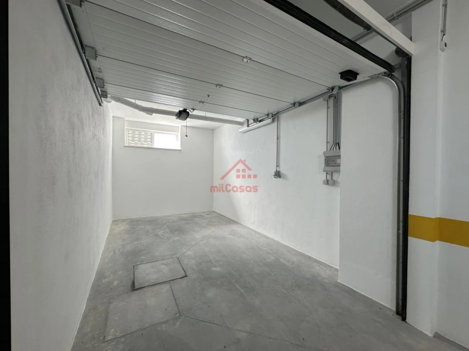 Apartamento T2 para Arrendamento em Ericeira Foto 33