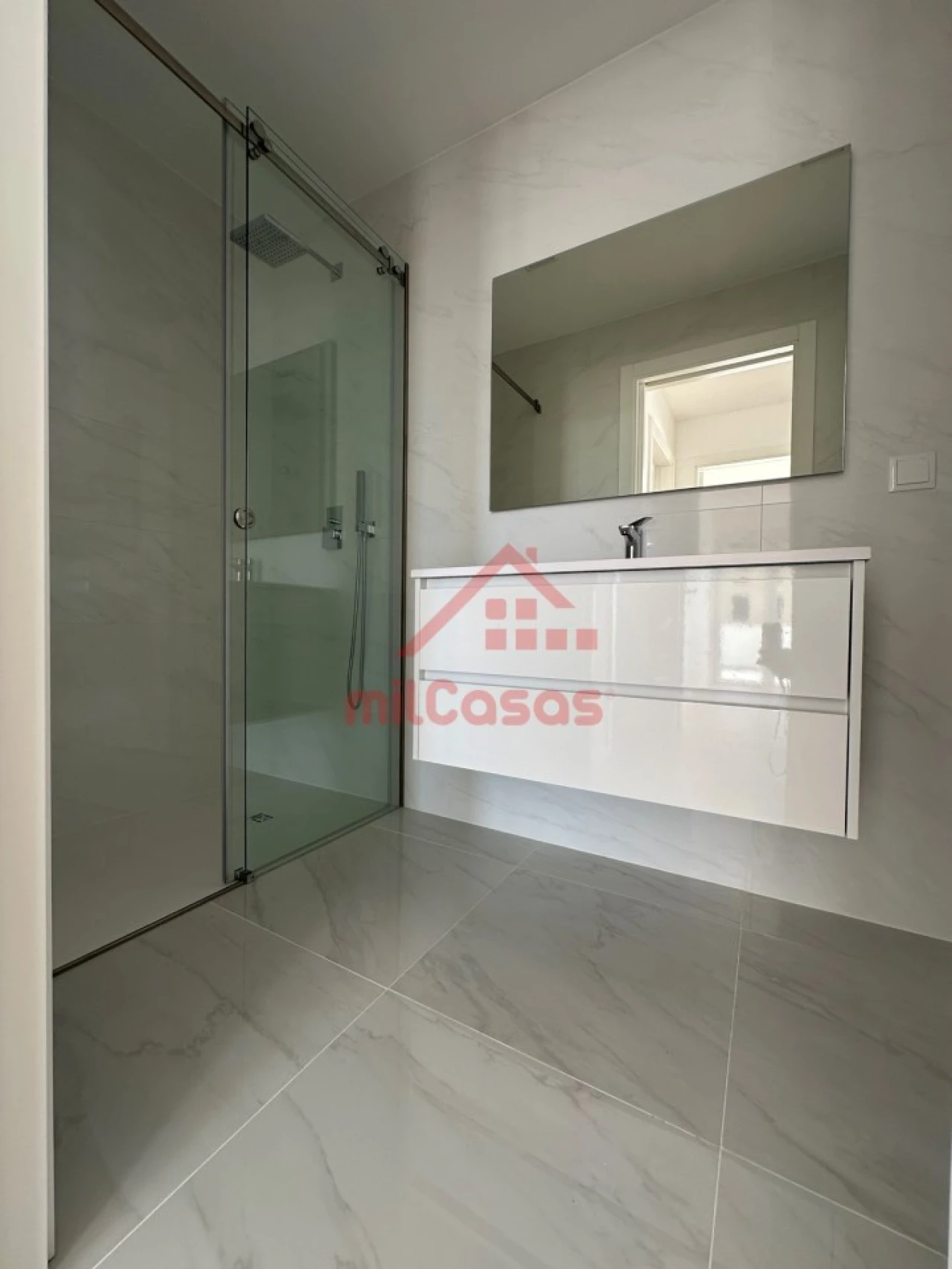 Apartamento T2 para Arrendamento em Ericeira Foto 25