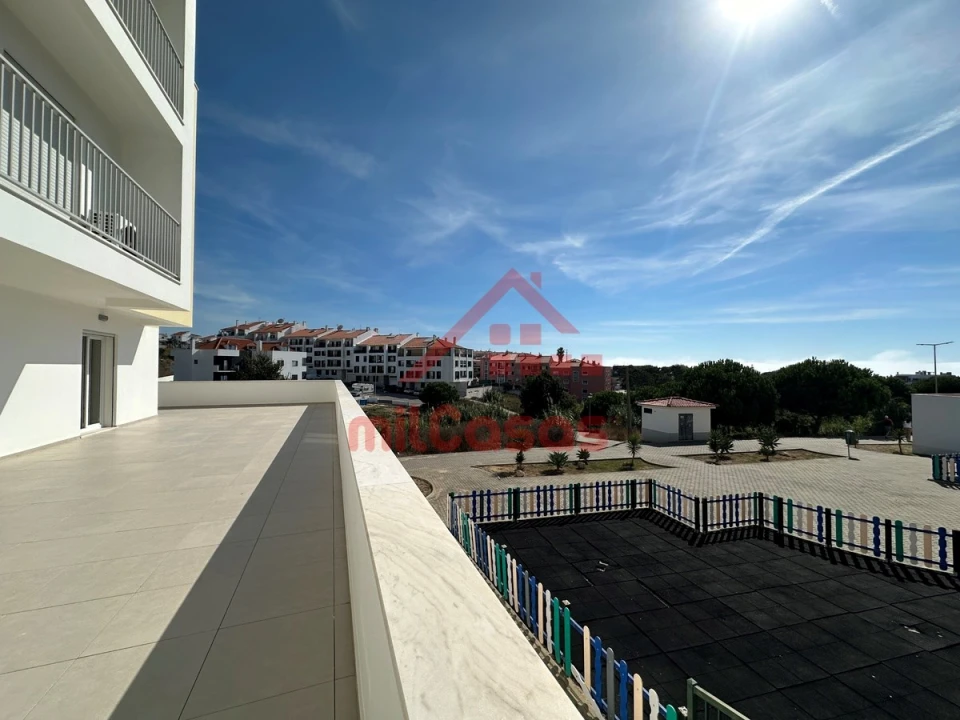 Apartamento T2 para Arrendamento em Ericeira Foto 28