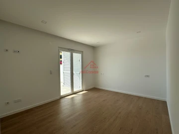 Apartamento T2 para Arrendamento em Ericeira