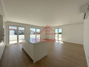 Apartamento T2 para Arrendamento em Ericeira
