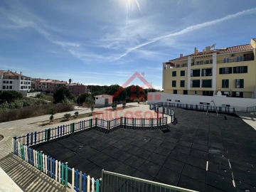 Apartamento T2 para Arrendamento em Ericeira