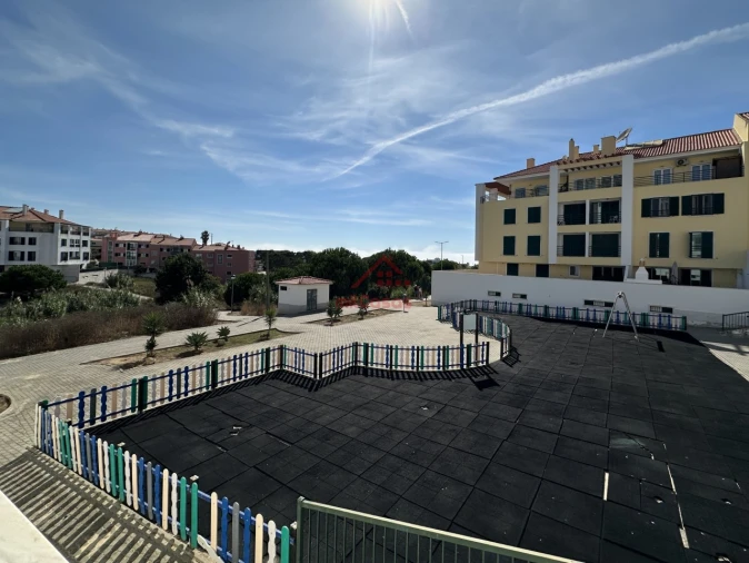 Apartamento T2 para Arrendamento em Ericeira Foto 28